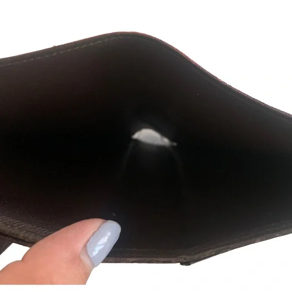 #98 LOUIS VUITTON | Authentic 2006 Damier Ebene Alexandra Wallet - Picture 11 of 15